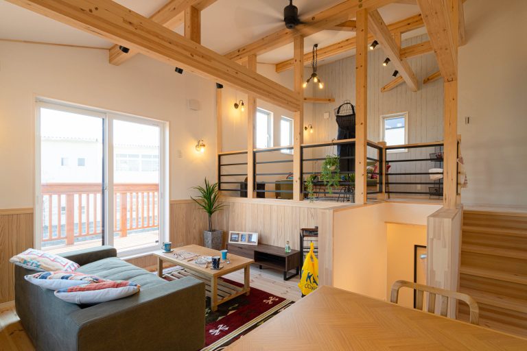 おしゃれな2階リビングのある25坪～32坪の間取りプラン例｜メリット・デメリットも解説！
