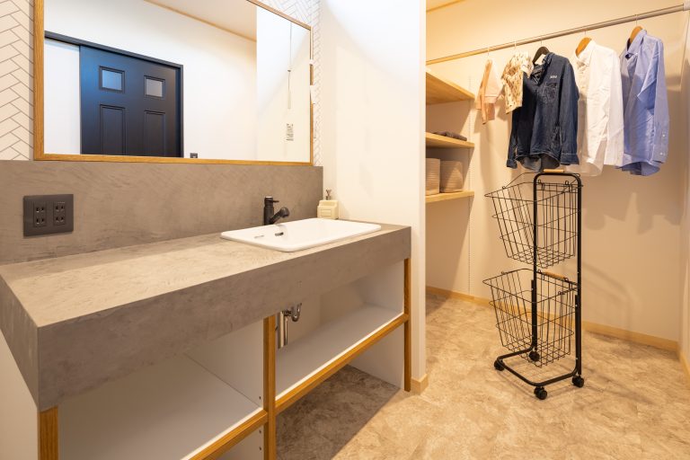 ランドリールームの間取りのコツ｜30～40坪前後の新築戸建て間取り実例も紹介
