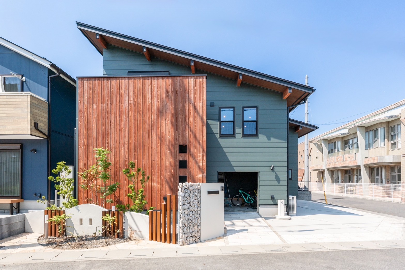 【未入居住宅】越谷市大竹モデルハウスWAVE｜5,680万円 アイチャッチ