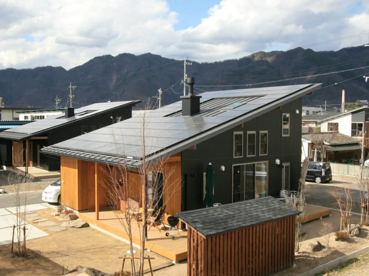 太陽光エネルギーを効率よく創り出せる屋根